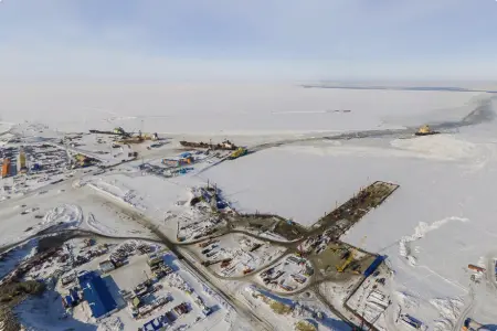 Строительство объекта морского порта в районе пос. Сабетта на полуострове Ямал